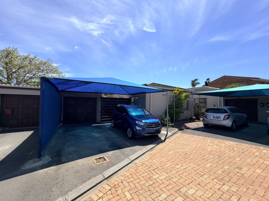 To Let 2 Bedroom Property for Rent in St Michaels Western Cape